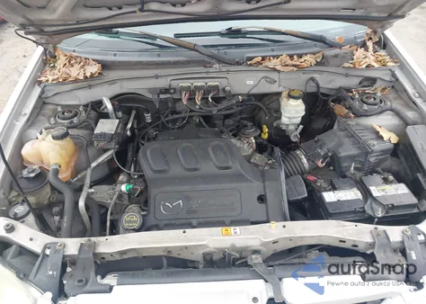 2006 Mazda Tribute S из США, поврежденный, VIN 4F2YZ04126KM22747